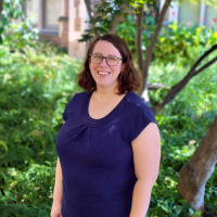 SoS 196: Prof. Liz Mallott talks microbiome!