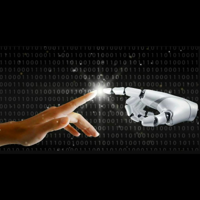 Tech Talk With Jess Kelly