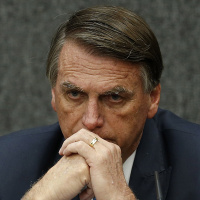 Estagnação é ruim para a campanha de Bolsonaro