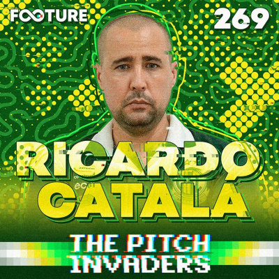 The Pitch Invaders #somosfuteboleiros