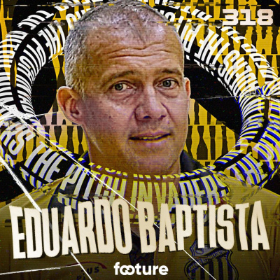 The Pitch Invaders #somosfuteboleiros