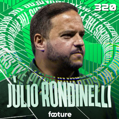 The Pitch Invaders #somosfuteboleiros