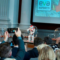 Jakso 2 - Ajatuspajat ja ideologinen vaikuttaminen (feat. Maiju Wuokko)