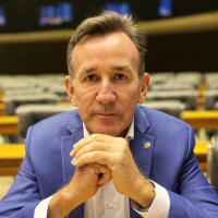 Republicanos realiza evento de filiações e projeta crescimento em Santa Catarina