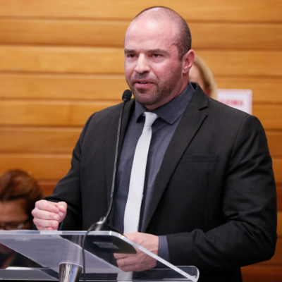 Rádio Cruz De Malta Am 830