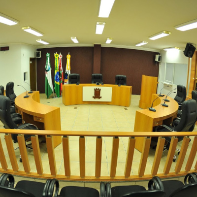 Rádio Cruz De Malta Am 830