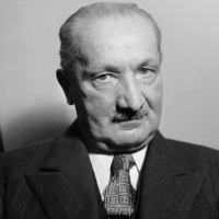 S19 Ep129: FILOSOFÍA, PSICOLOGÍA, HISTORIAS: Heidegger II - el Dasein