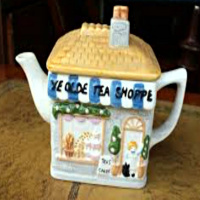 Basil Bottlers Radio Show - Ye Olde Tea Shoppe