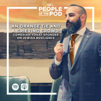 An Orange Tie and A Grieving Crowd: Comedian Yohay Sponder on Jewish Resilience