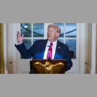 Trump stretto tra shutdown e Putin