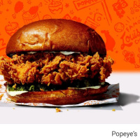 Popeyes Chicken Sandwich vs Chickfila Sandwich