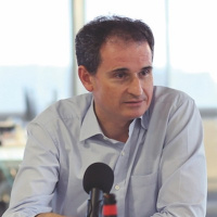 La doble vida entre inversión y servicios de Albert Domingo