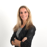 Why And How To Build Your PERSONAL Brand On LinkedIn