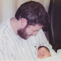 Kerekewere (3/4). De zoektocht van Brecht naar het verhaal van zijn vader: Bené ziet gelijkenissen met haar broer Bart