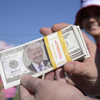 #241. Trump was economisch goed bezig, maar toen kwam corona