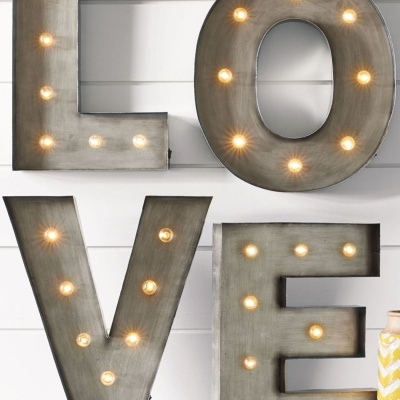 E.r.: Emotional Response