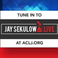 Manafort Trial/Giuliani Radio Hour/Charlottesville Anniversary/President Avenatti