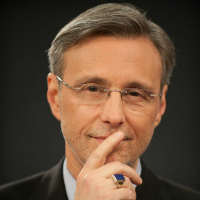 Progressive Radio Host Thom Hartmann