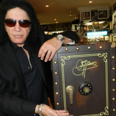 Name Two Bands With Andy And Andy