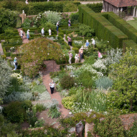 The story behind Sissinghurst Castle Garden 