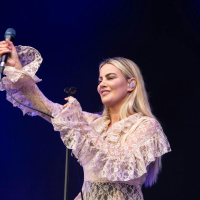 Irish singer-songwriter Lyra