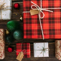 Sustainably disposing of unwanted Christmas gifts and packaging! 