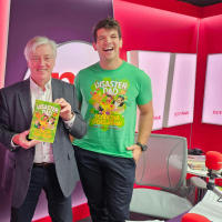  Donncha O’Callaghan on his new book Disaster Dad: Chicken Chaos
