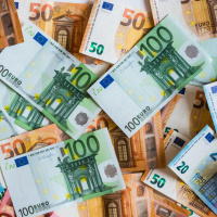 Should we be keeping cash deposits in our house?