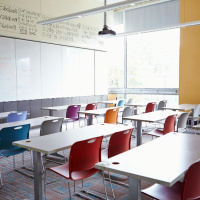 One in ten primary school are still in overcrowded classrooms