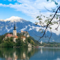 Miradas a través de una cámara 1x09 - Eslovenia, el país de las mil tonalidades verdes