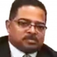 Mayoral candidate Charlie Perry meets editors