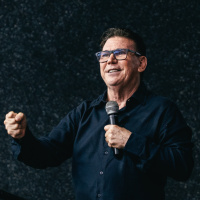 O bom combate da fé e reinando em vida - Pr Eli Parreira