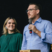 Pr Daniel e Mirian Parreira - Dia das Mães: A importância de criar os filhos no Caminho da palavra.