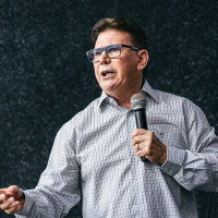 Pr. Eli Parreira - Espírito Santo, combustível para a nossa ousadia.