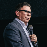 Pr. Eli Parreira - A Promessa de Deus abraça gerações.