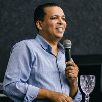 Atevaldo Silva - Deus continua realizando sonhos