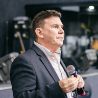 Como preservar a família nesse mundo tenebroso? - Eli Parreira