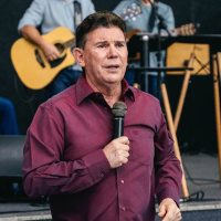 Pr. Eli Parreira - Acenda a chama, ande em poder.