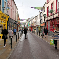 Bylaws needed to limit busking in Killarney