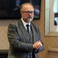 EP 9 - The State of UK Local Journalism With Marc Reeves