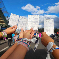 128: Hyper-connected, but out of touch: Have we neglected our real friends?