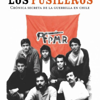 Juan Cristóbal Peña y libro Los fusileros