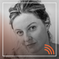 Constanza Michelson y su libro “Hasta que valga la pena vivir: ensayos sobre el deseo perdido y el capitalismo del yo”