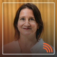 Claudia Darrigrandi y su edición del libro “Mi ignorancia tiene disculpas: Crónicas de patria, pobreza y guerra mundial” de Carlos Droguett