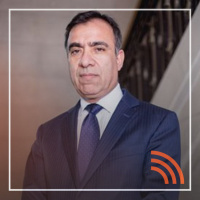 Roberto Vega y su libro “El pensador y su sombra”