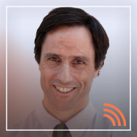 Luis Silva y su libro “Entre la justicia y la ley” 