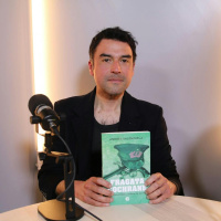 Andrés Valenzuela por su libro Fragata Cochrane, una novela que relata la Guerra del Pacífico