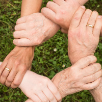 Minipráctica: Ayuda a Padres Milenials