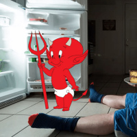 DONT EAT Late At Night MYTH! Its A LIE!