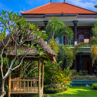 #126 – Hustlers Villa, this place I call home